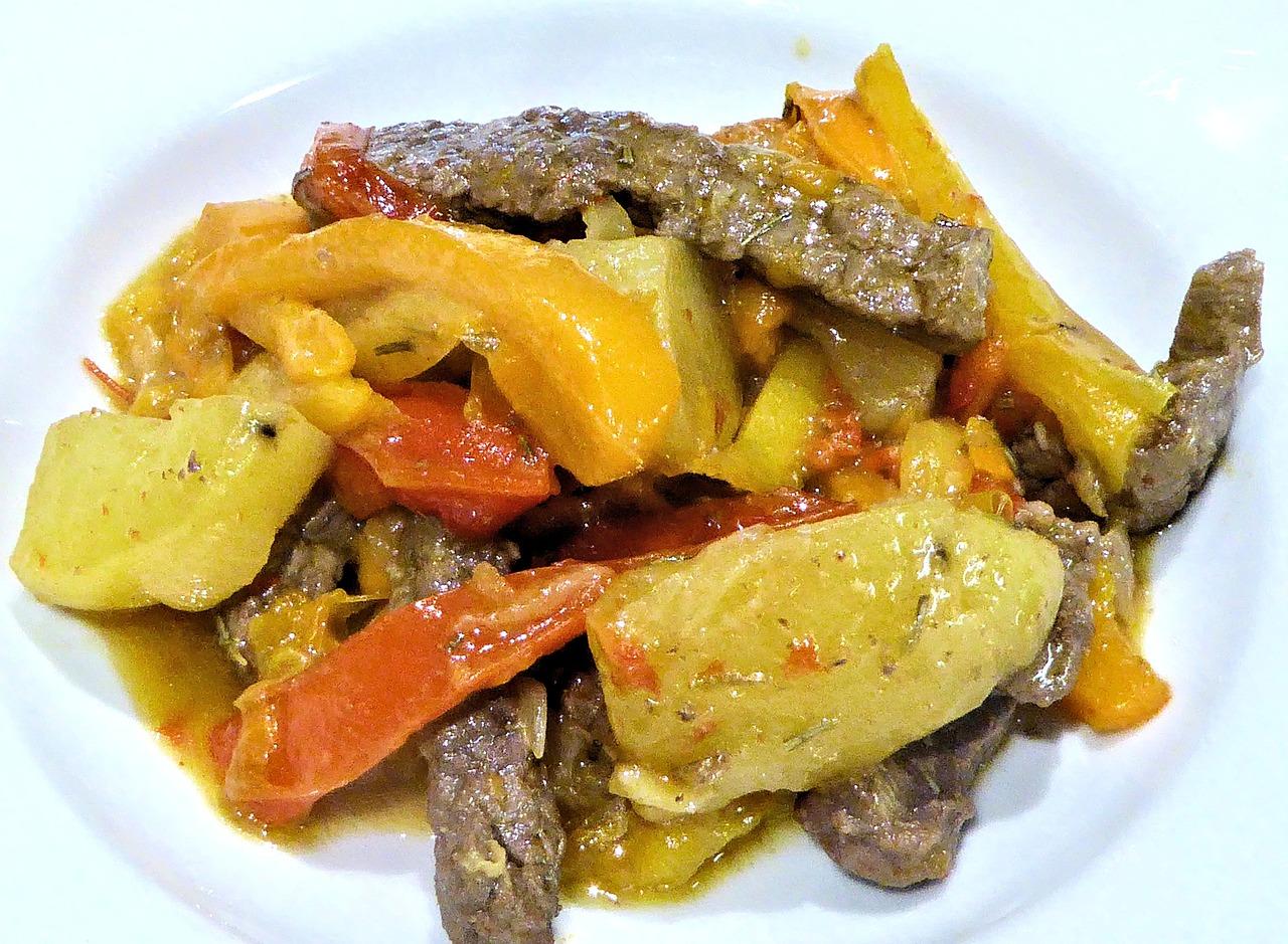 娃娃鱼爱吃什么