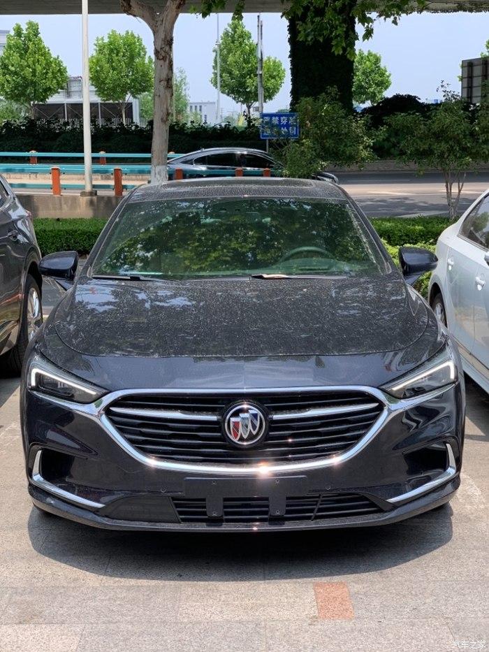 南京新君越652t尊贵版提车作业终于拥有它