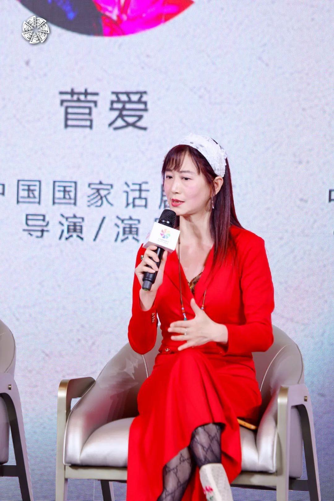 图:中国国家话剧院导演/演员菅爱资深影评人,广告策划人谭飞认为,虽然