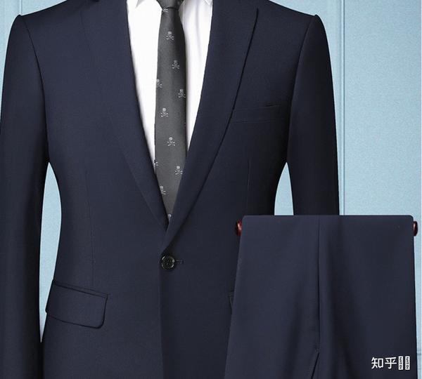 大学生第一次购置正装,怎么选?