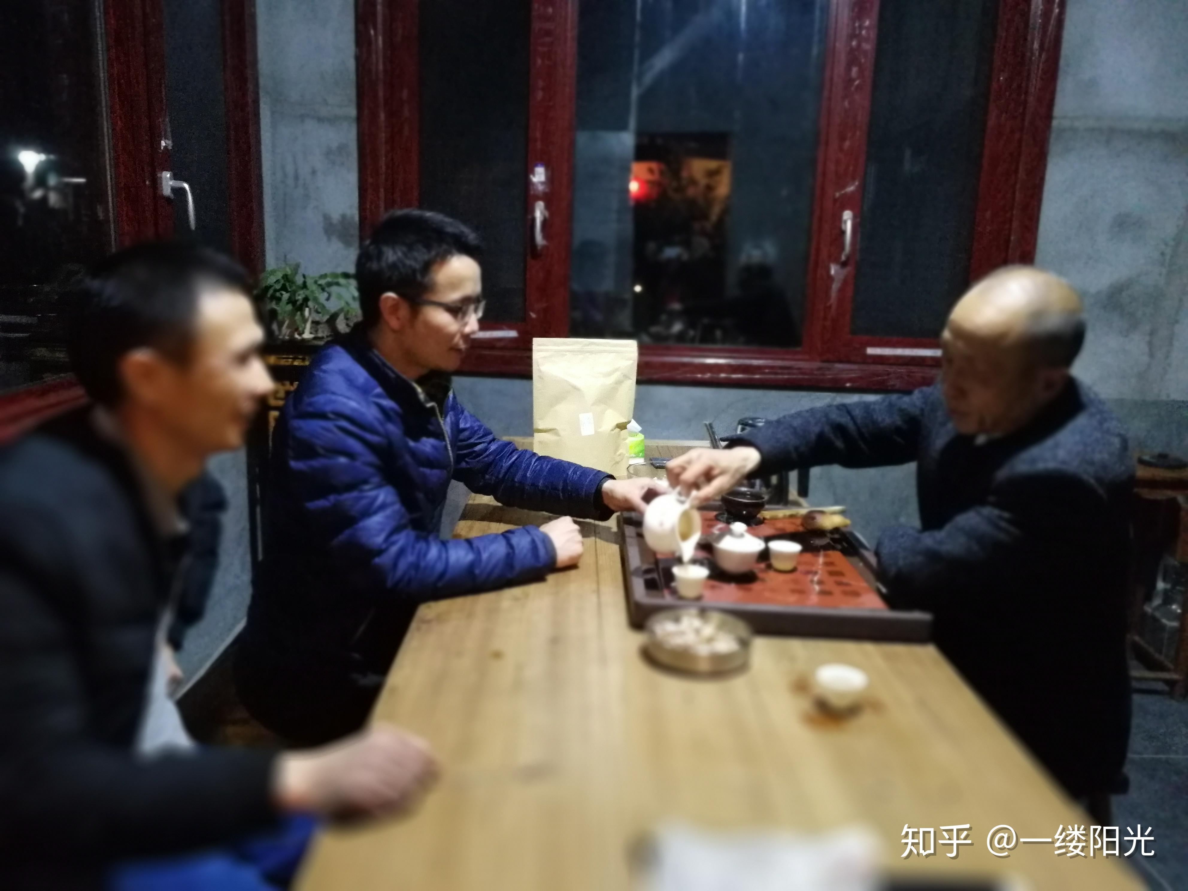 年轻人爱上茶文化内涵 “九十三度白茶”让喝茶流行起来 - 中国二手车城网
