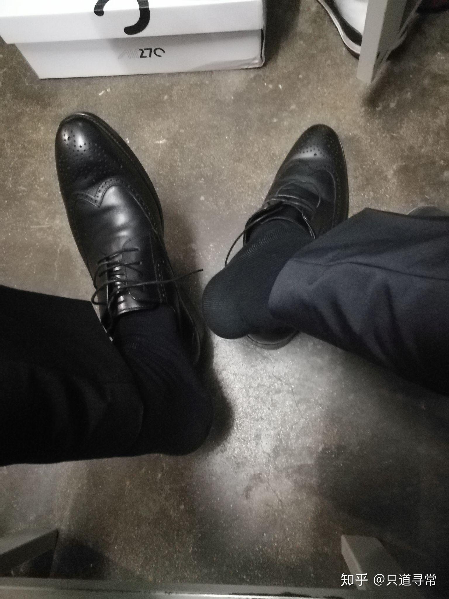 喜欢皮鞋黑袜怎么办