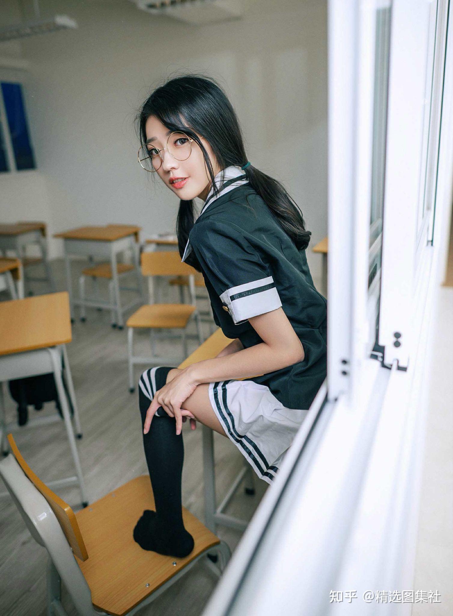 美女妍妍甜美穿搭 - 知乎