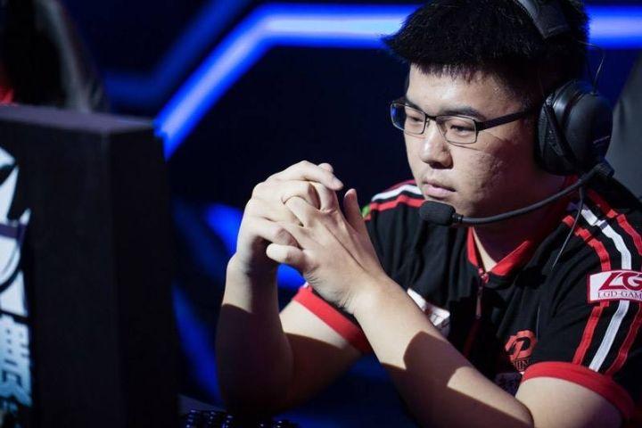 反向一q日神仙的高德伟要当斗鱼一哥了丨游戏人物传