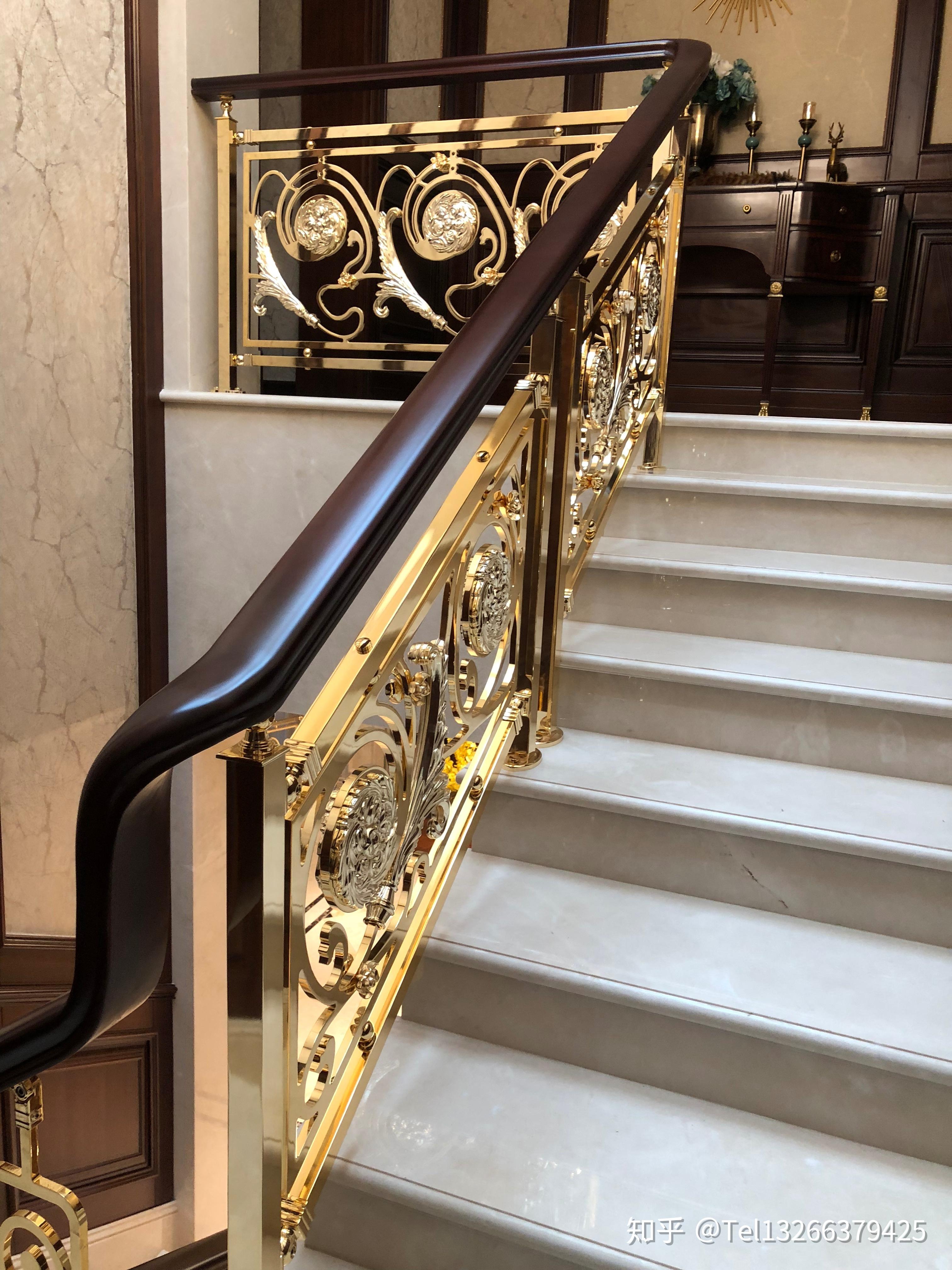 浅谈现代铜艺雕刻楼梯扶手轻奢风格设计