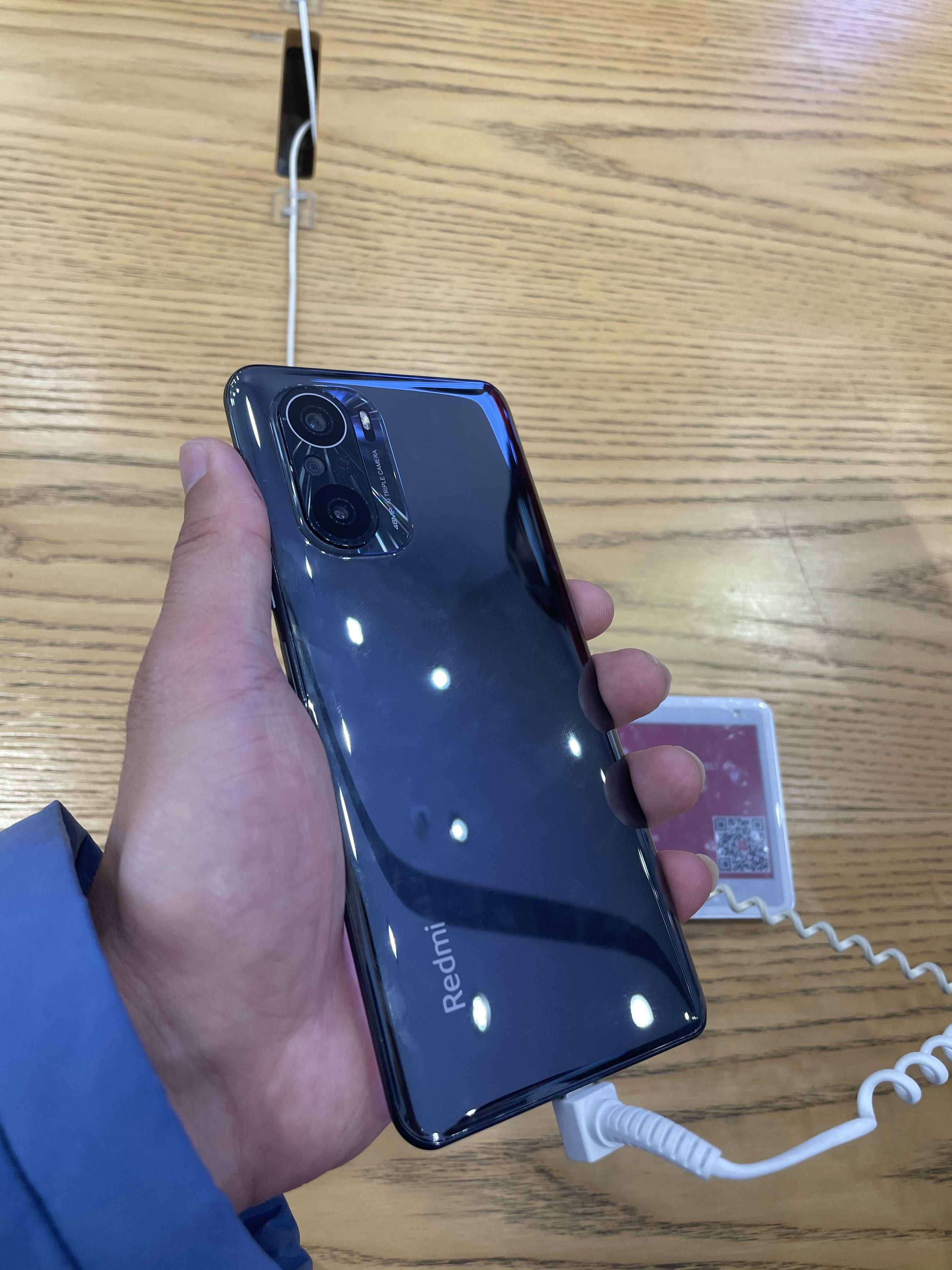 redmi k40采用的是侧面指纹识别,屏幕为oled,我想知道有多少人能接受?