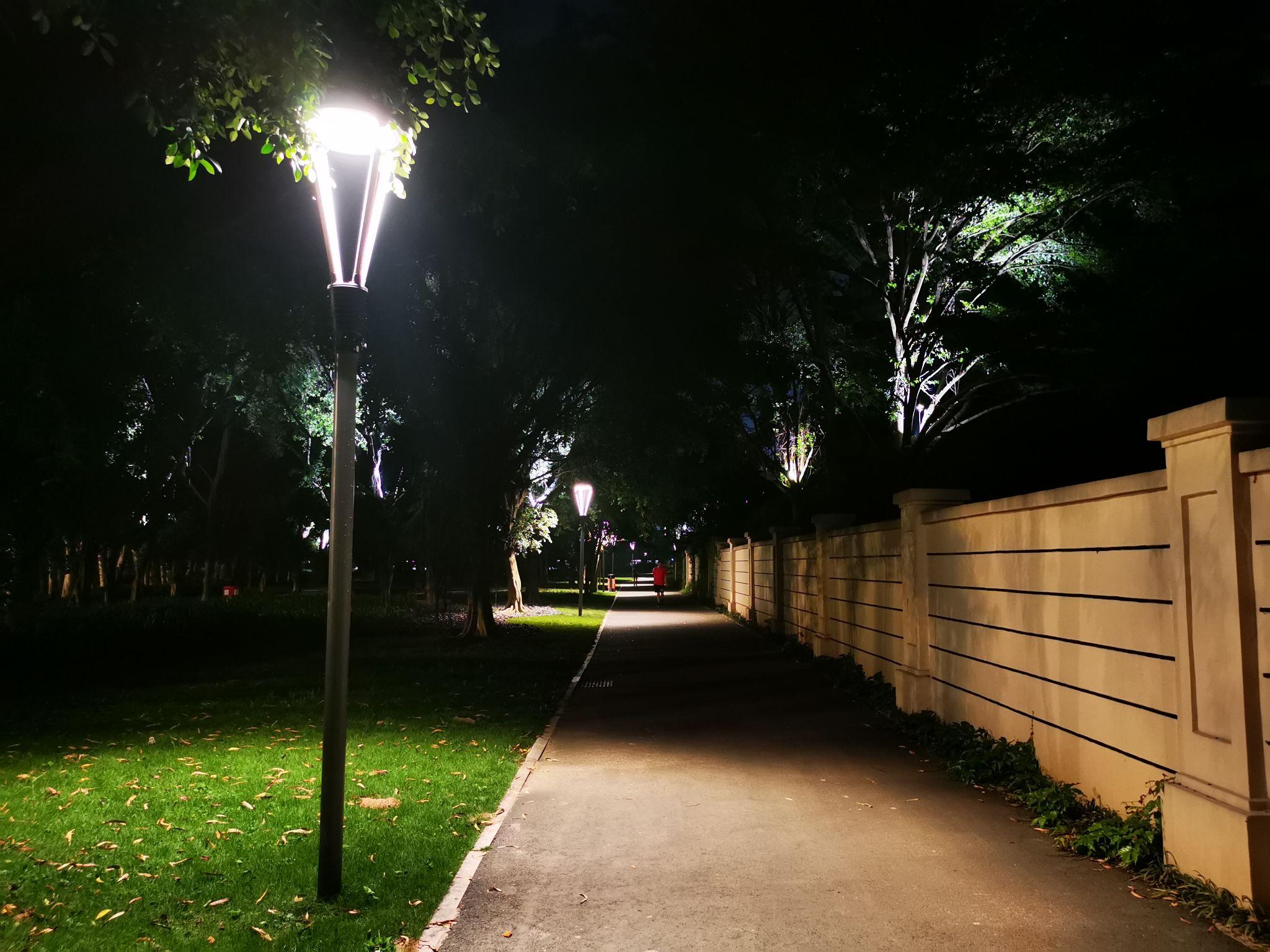 我男朋友是福建漳州的我是山东济南的我家人都不愿意他们老是担心我会