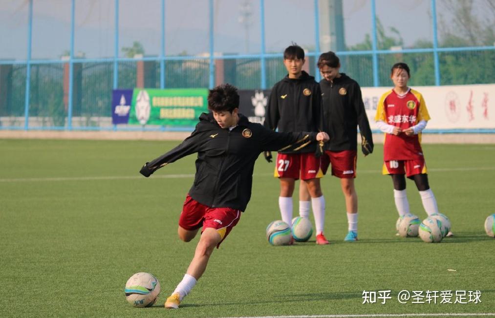 中国女足新星何苗横空出世，欧洲杯上大放异彩