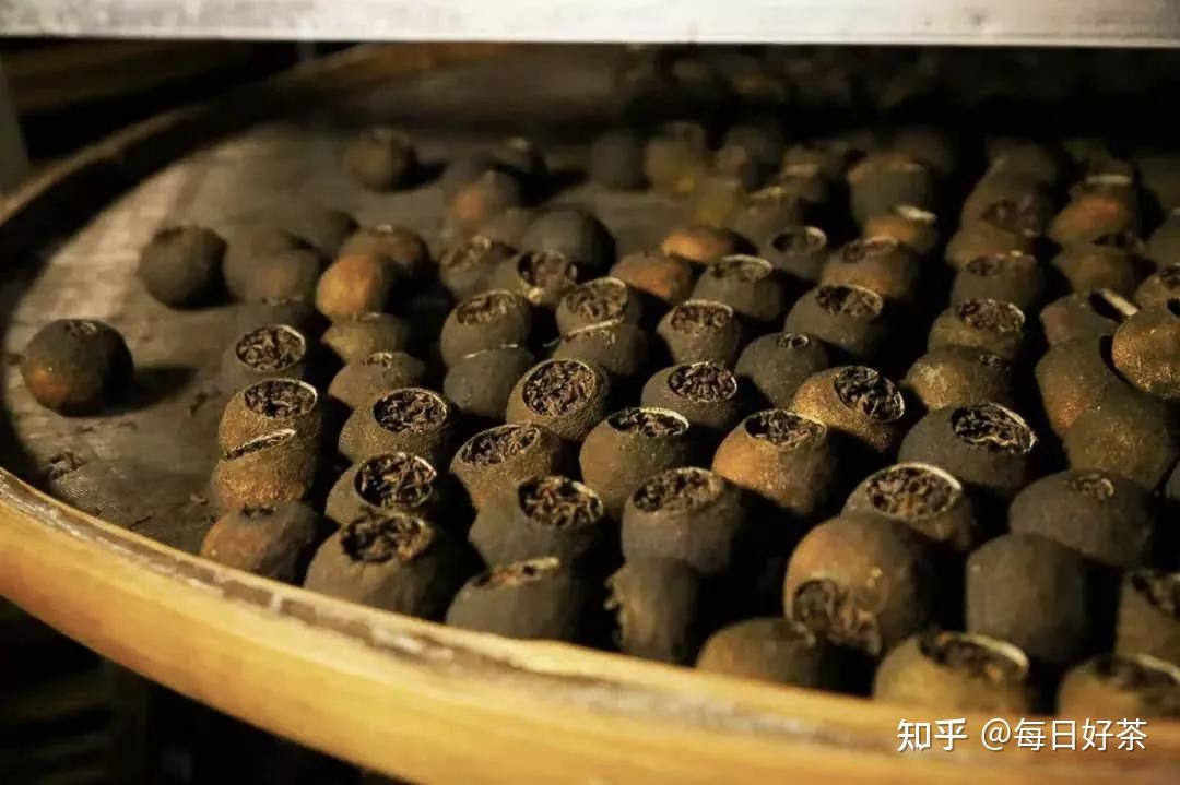 陈皮能泡一宿第二天还能接着喝吗 v2-42dab3d4ce11dd172974340d73ab2e50_r.jpg