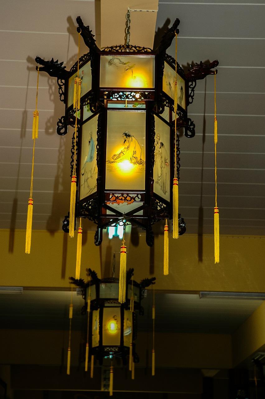 吸顶灯灯管如何取下