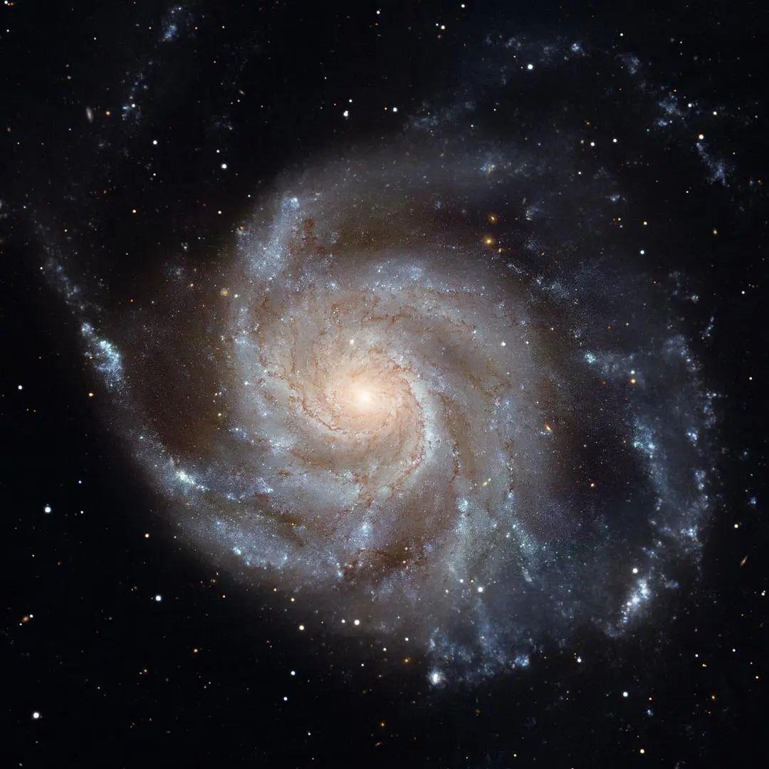 宇宙的366天nasa生日照片9月
