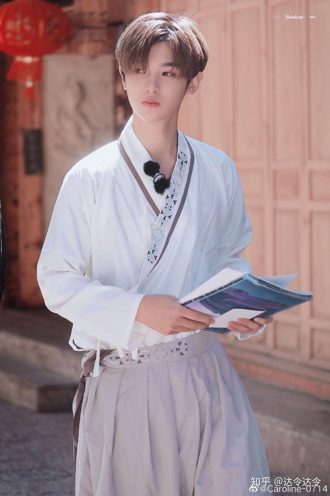 黄明昊古装好看吗