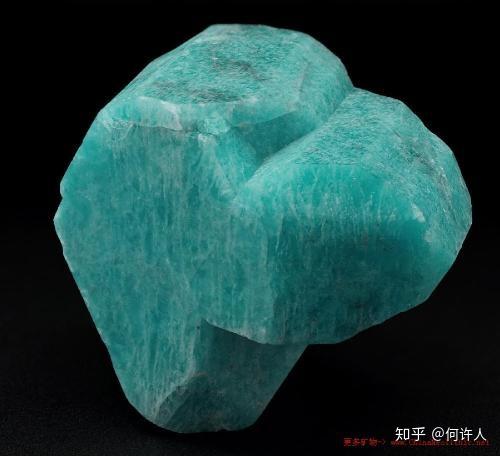 有哪些宝石价格亲民又美观大方? - 知乎