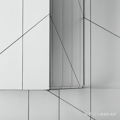 有哪些作品画面构成感强的现当代艺术家摄影师