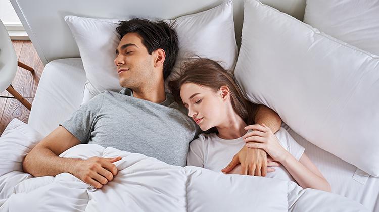 怎么样才能让自己睡得舒服 v2-43242f46711c000cbcdedf541dccf0e9_1200x500.jpg