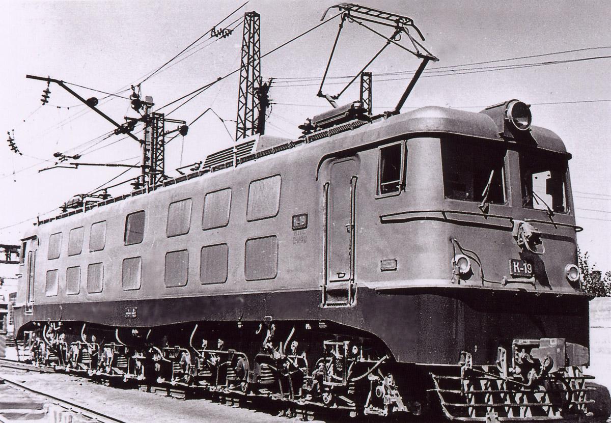 俄罗斯的历史发展趋势 v2-434aa14854a911cf24db542c18b8a8cc_r.jpg