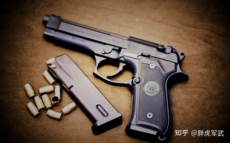 贝雷塔M1915图片