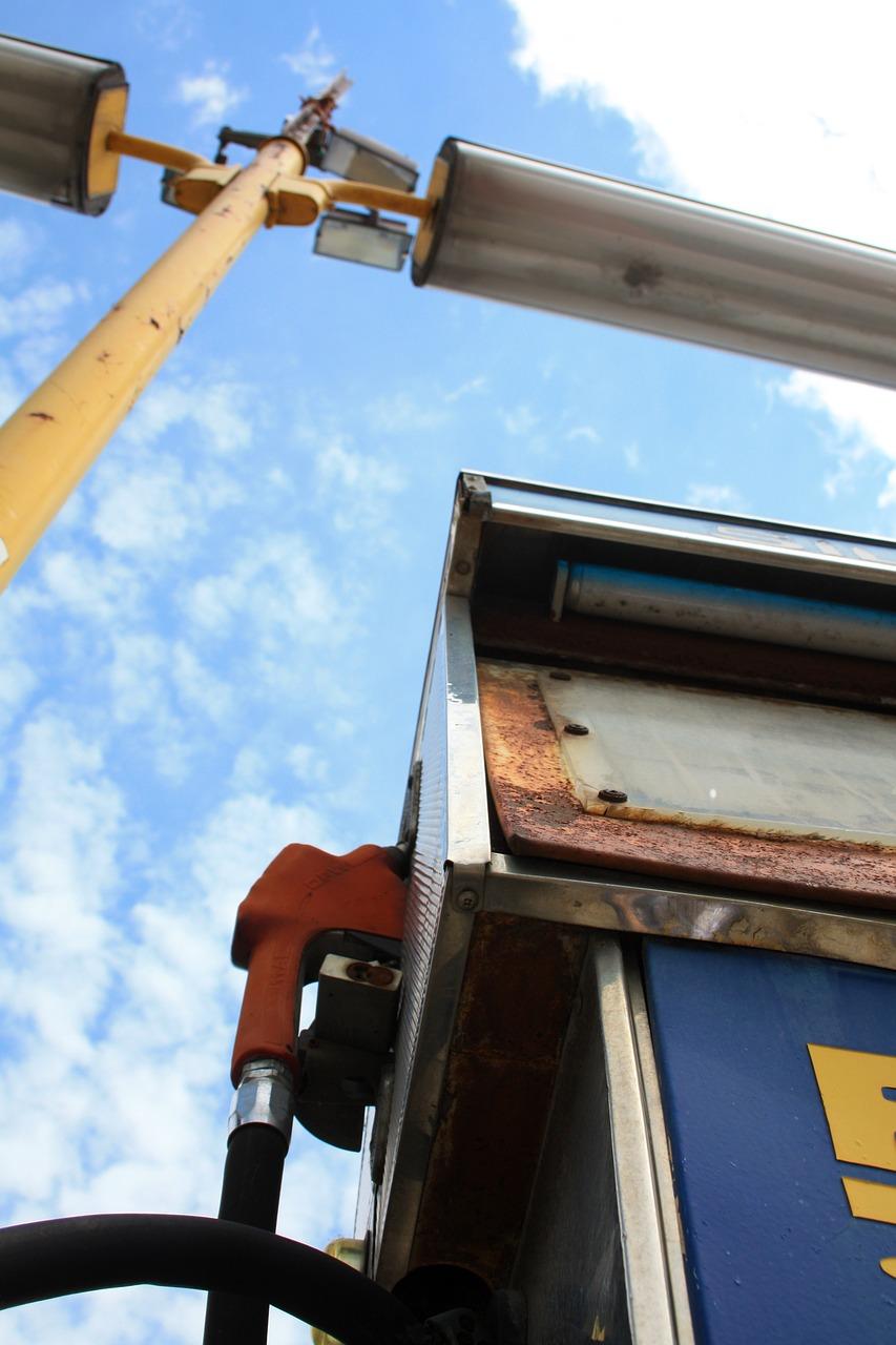 汽车打气泵加什么油