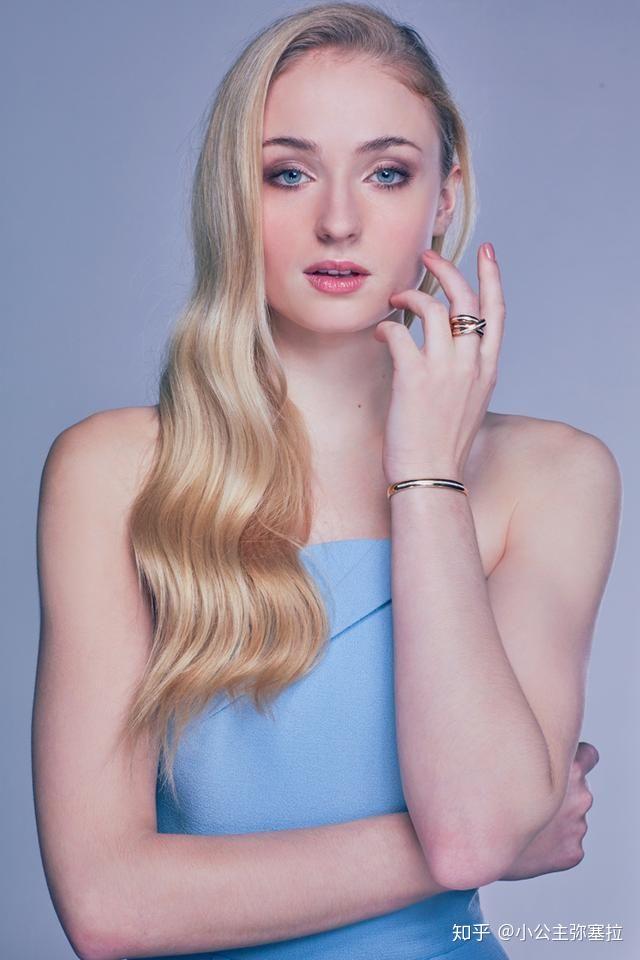 如何评价演员苏菲·特纳?