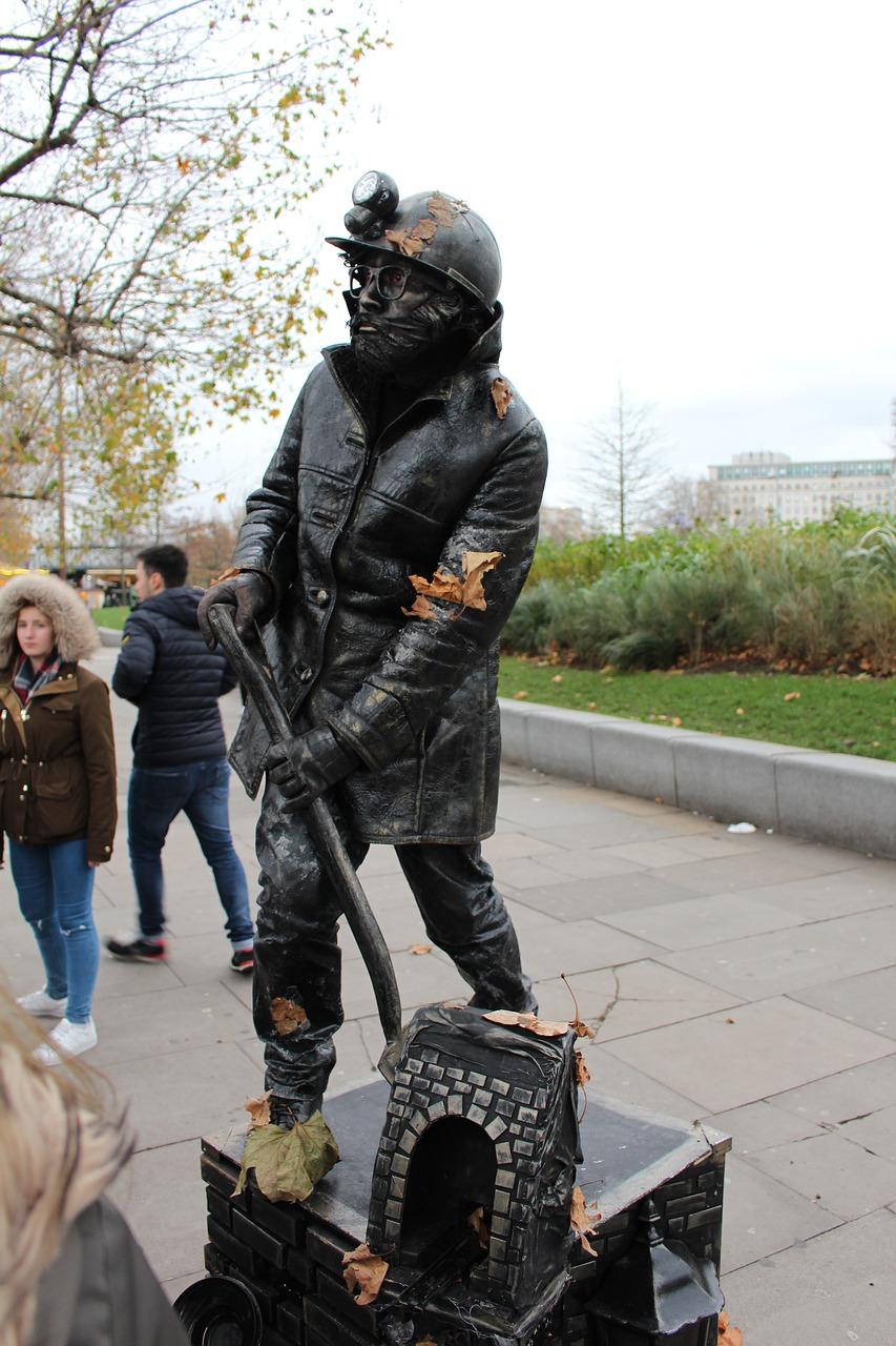 羽绒服造价多少