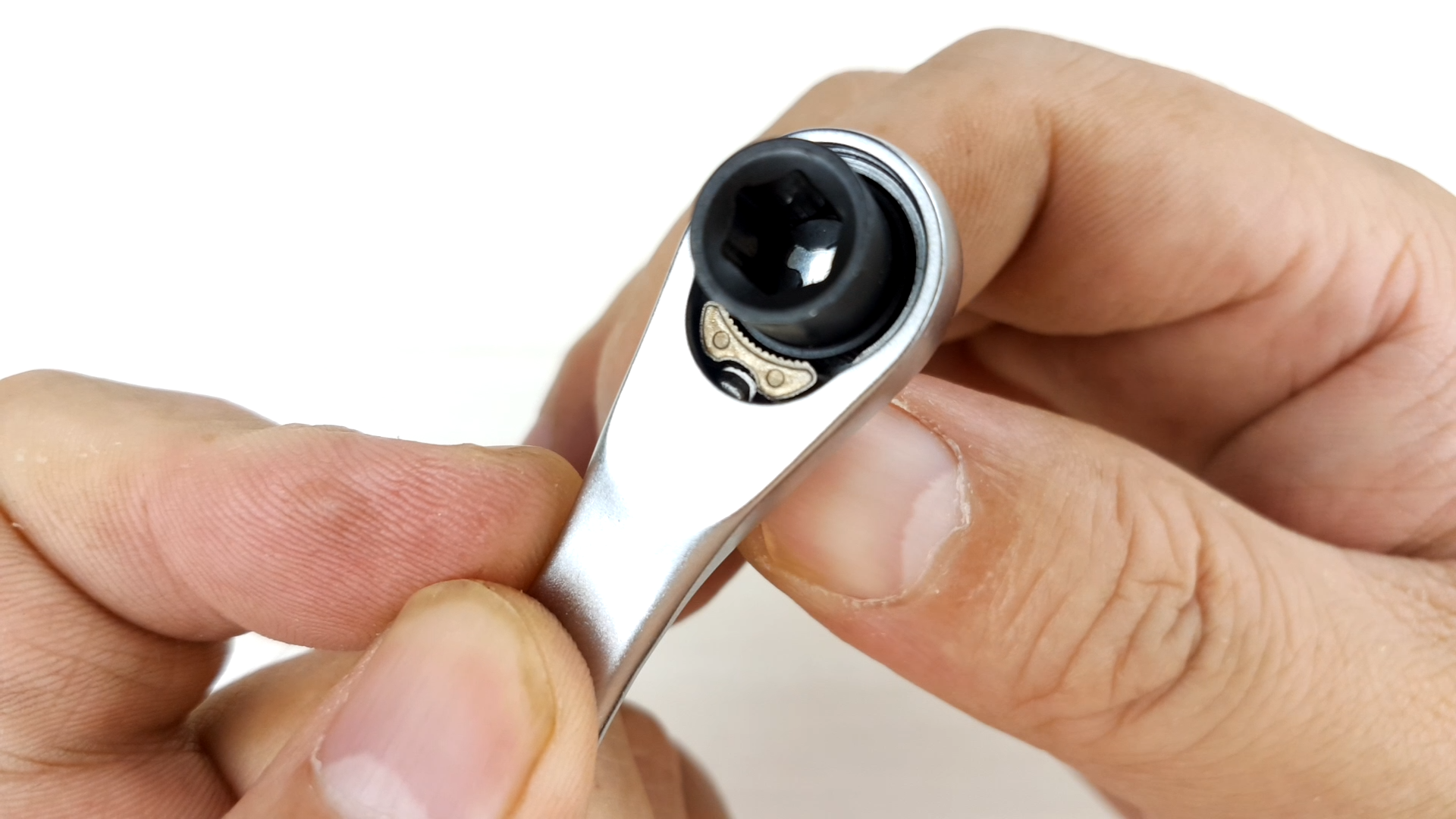 硬核拆解2分钟叫你看明白棘轮扳手的机械原理