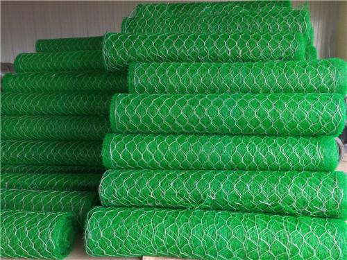 山坡挂网加筋麦克垫护坡