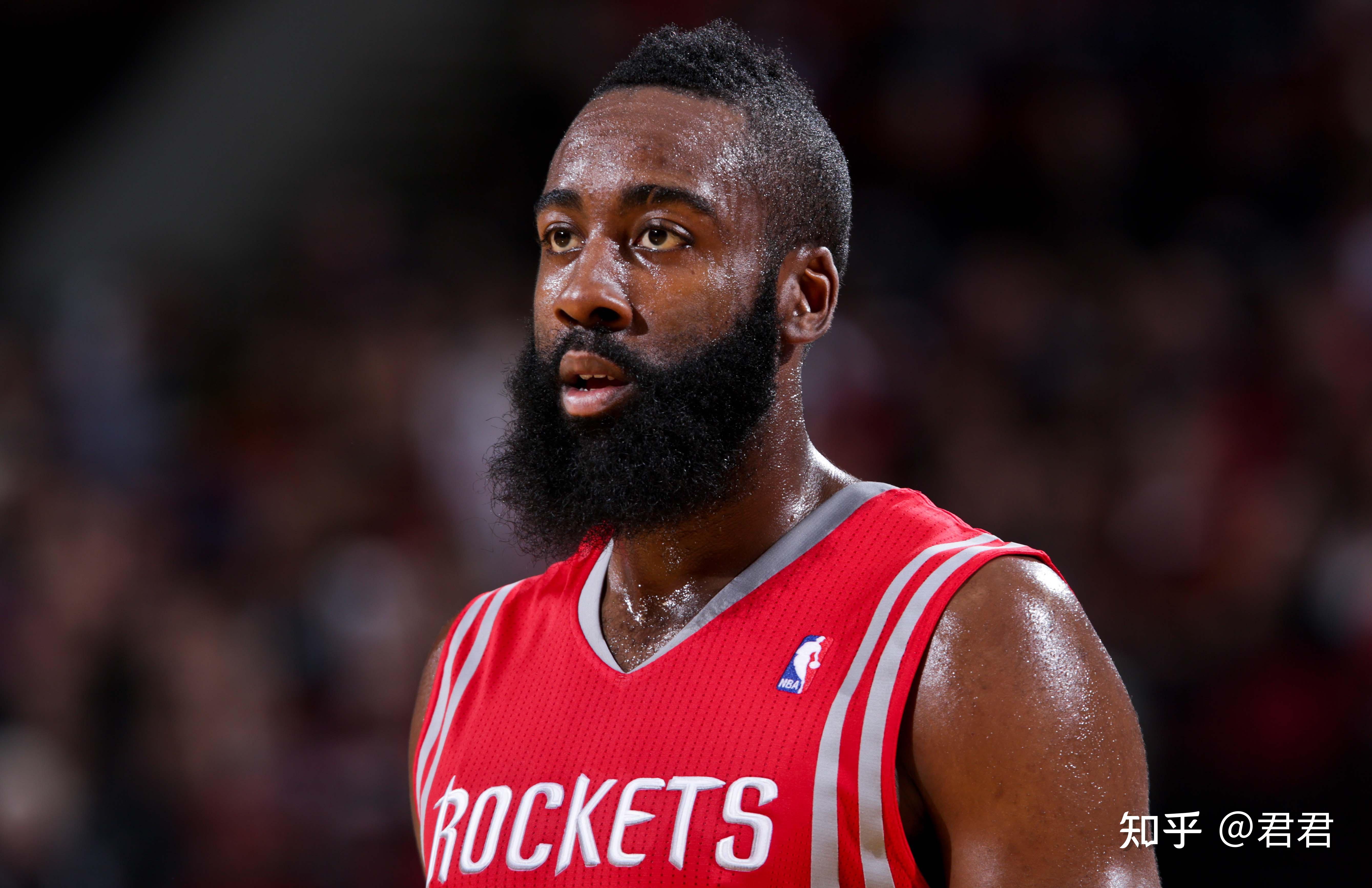 詹姆斯哈登从雷霆新星到火箭领袖的蜕变之路