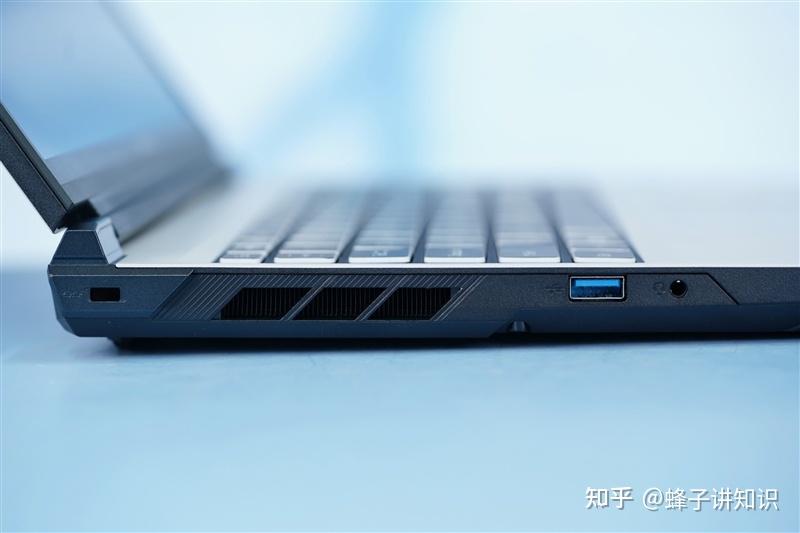 笔记本七彩虹隐星p16 ta 24评测:7500元内最理想的游戏本之一,冲高端!