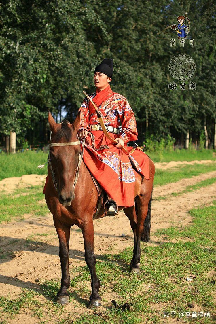 古代骑马服装图片