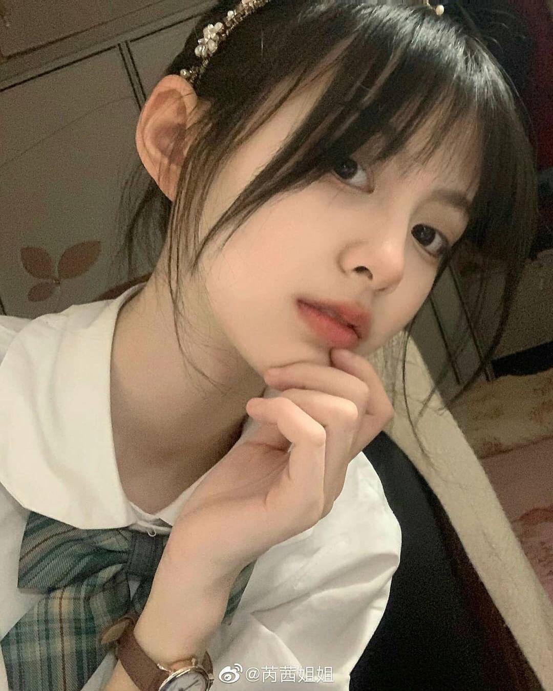 有没有清纯可爱的小姐姐壁纸呀