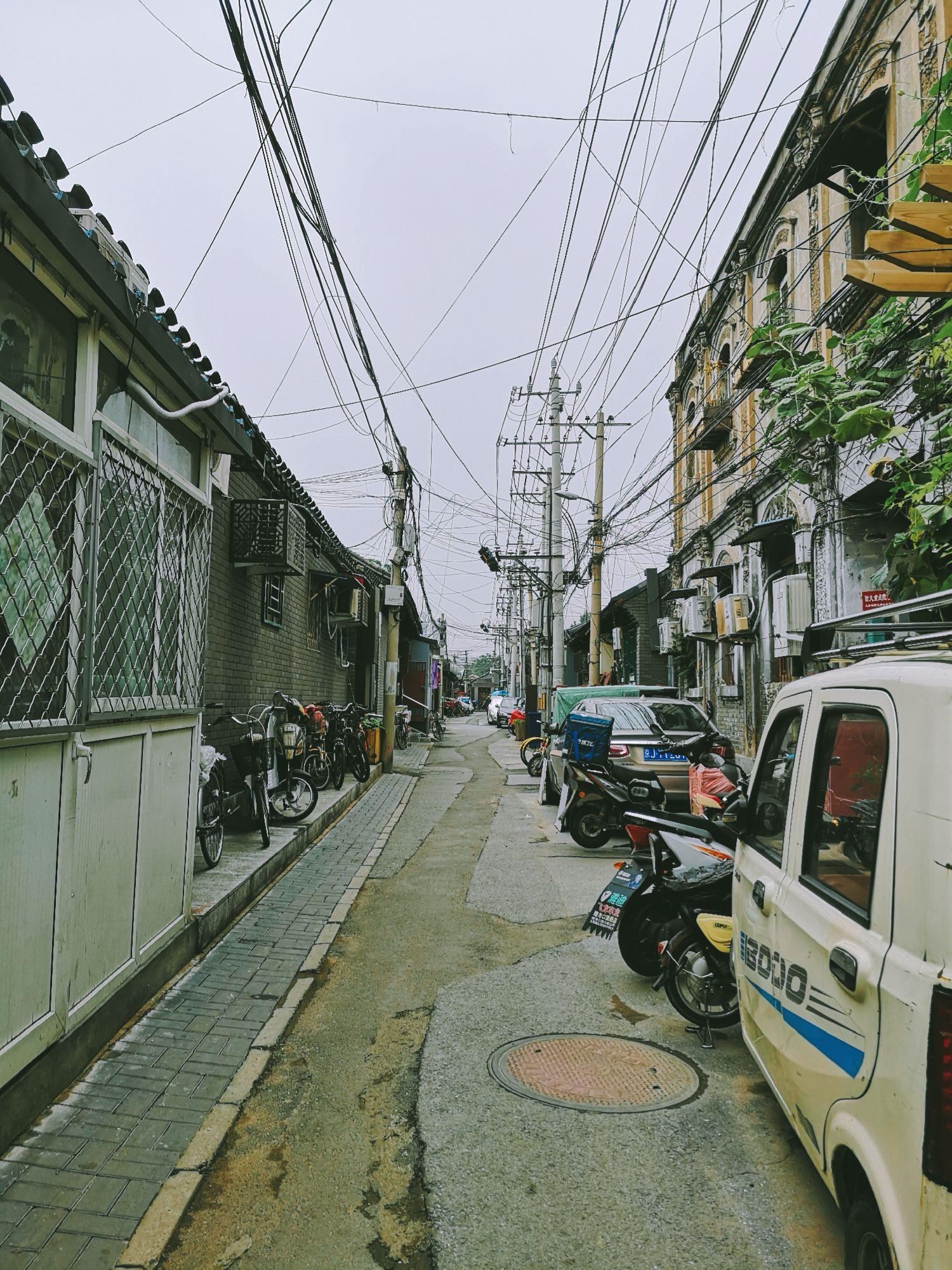 什刹海街道常驻人口_夜晚街道图片(2)