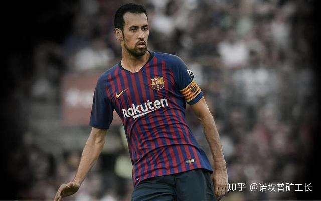 浅析巴萨b队队长中场节拍器蒙楚的技术特点和未来