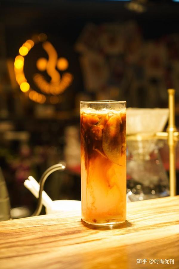 流淌在艺术中的咖啡香Aimer Coffee将展览搬进咖啡馆 知乎