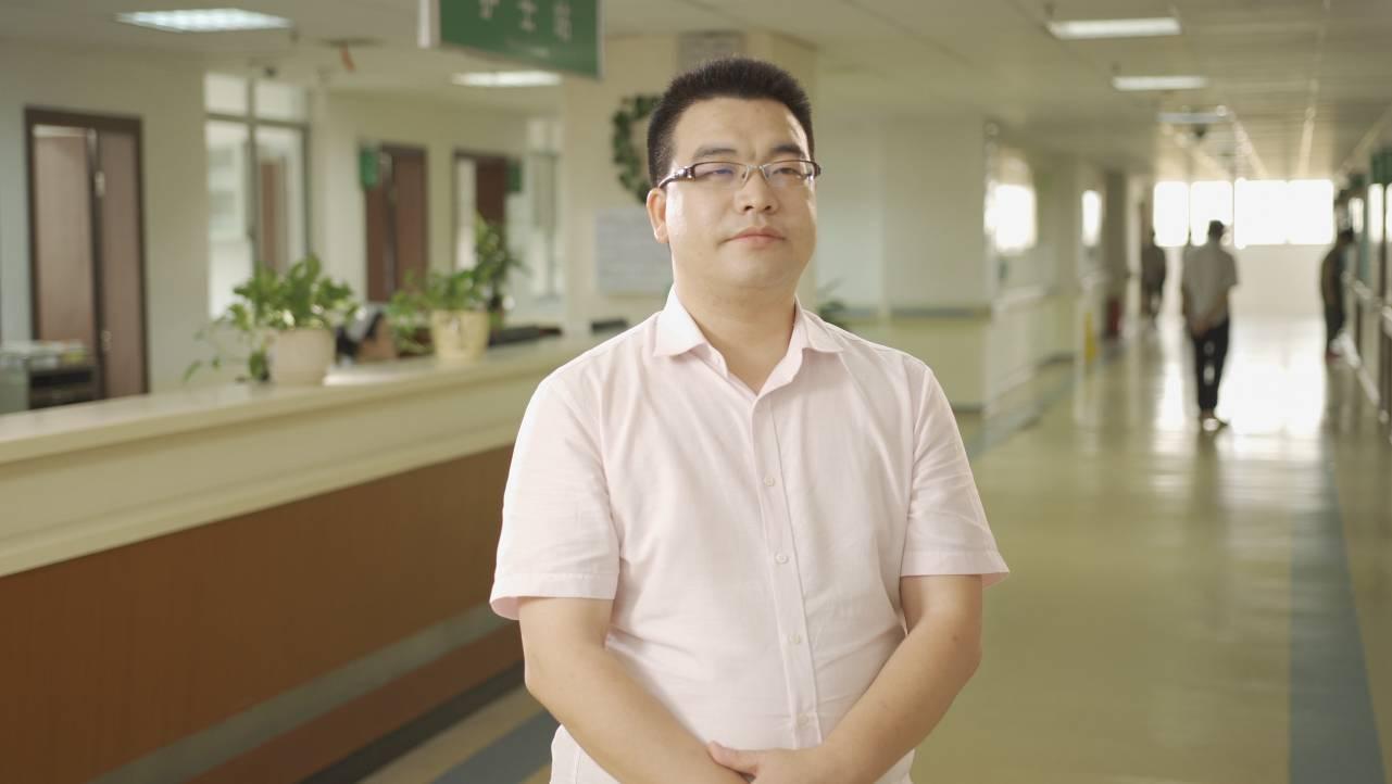 为了让医院把医护还给患者,他们用了这个… 为了让医院把医护还给患者,他们用了这个…