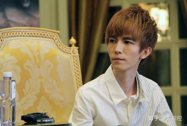 流量大时代的开创者,是郭敬明和他的《小时代》,服