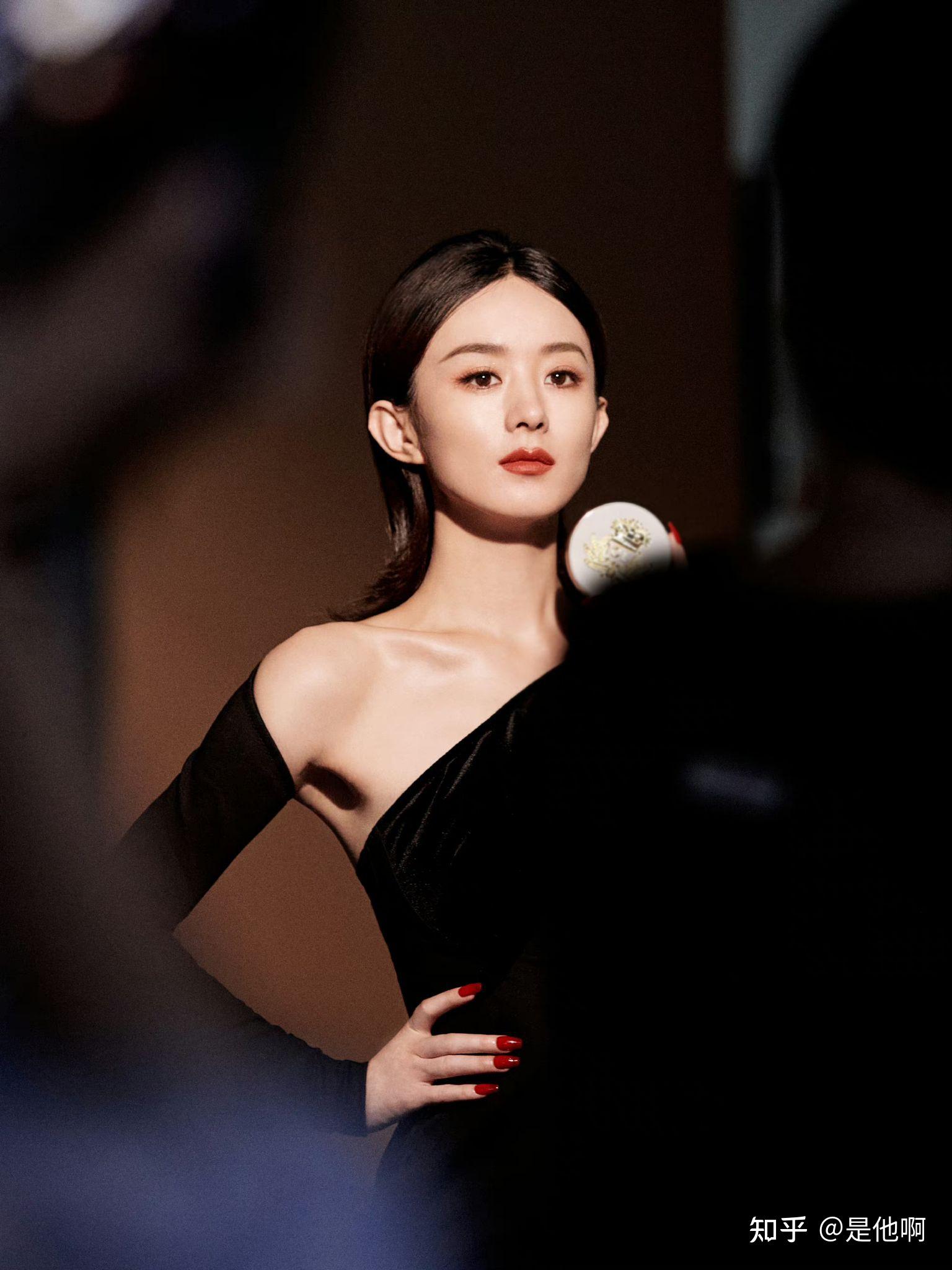 如何评价目前演员赵丽颖的颜值