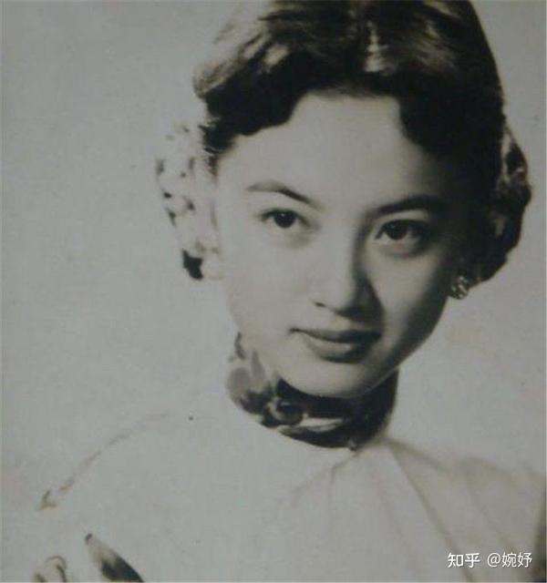 香港“长城三公主”石慧一一事业有成,夫妻恩爱 - 知乎