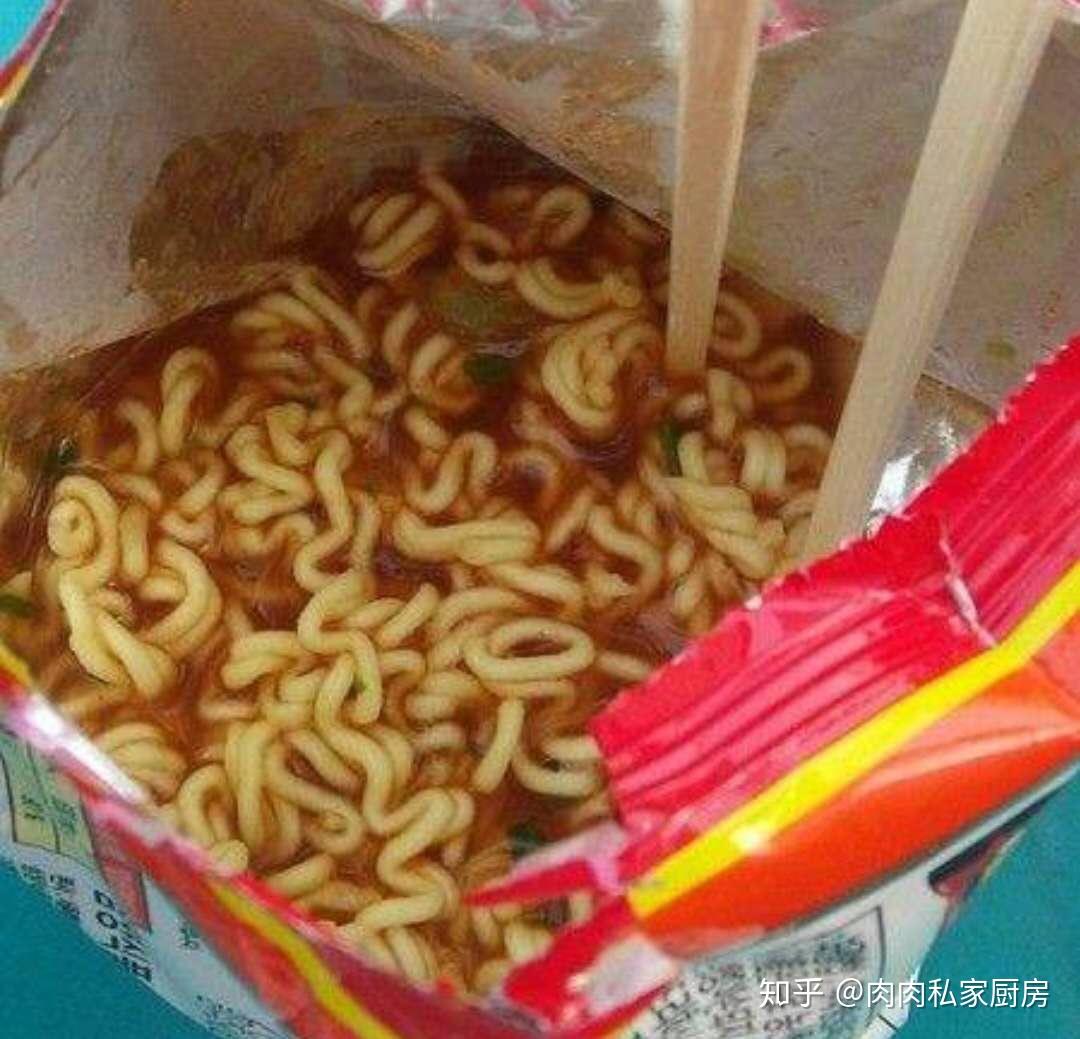 怎么可以泡袋装方便面不用洗碗?