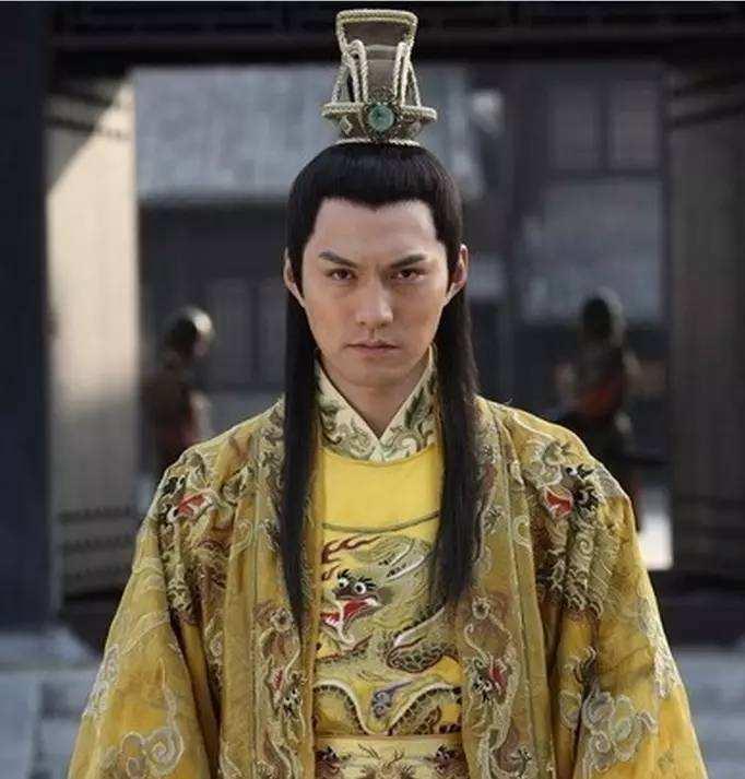 玩乐天子不上道堂兄谋反一平更比商纣王还残酷