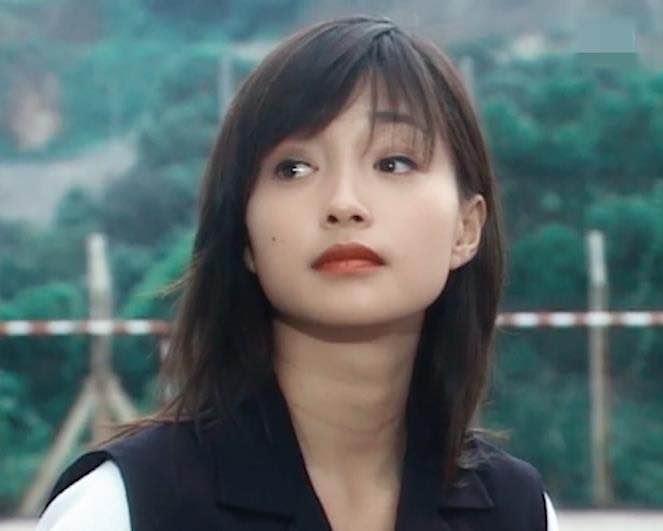 她演的“郭襄”最俏，她穿的港风最甜 知乎