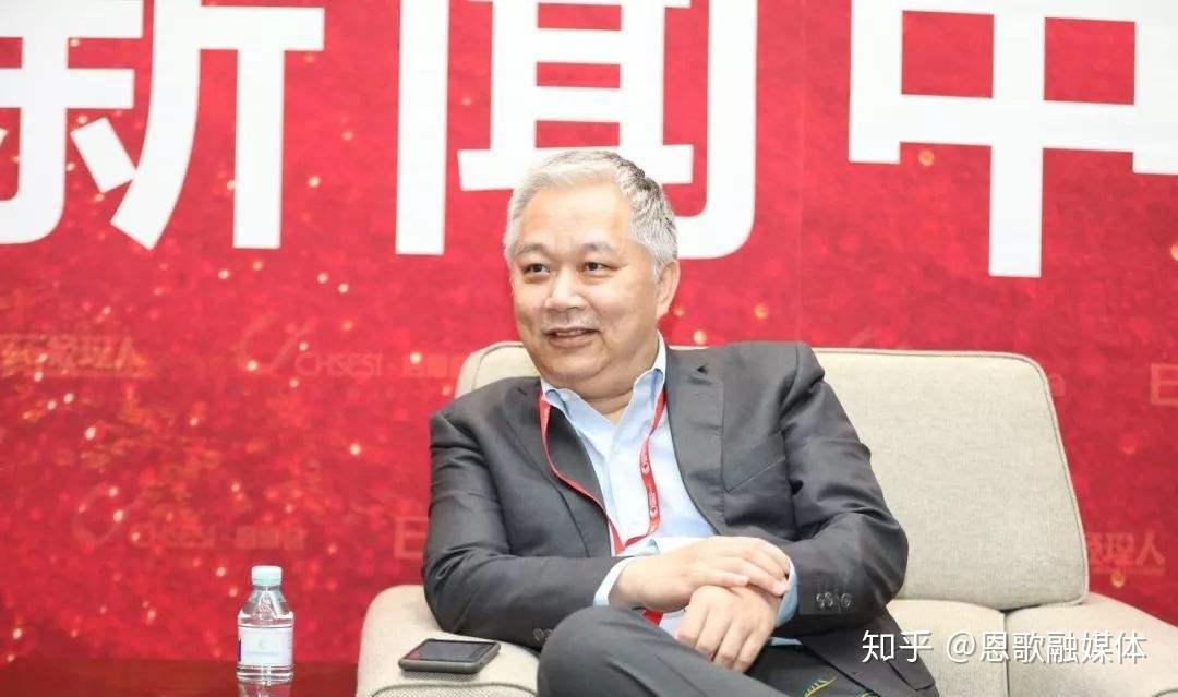 香港新增14位百亿巨富,坐拥5502亿?50岁红衣大姐身价1094亿 - 知乎