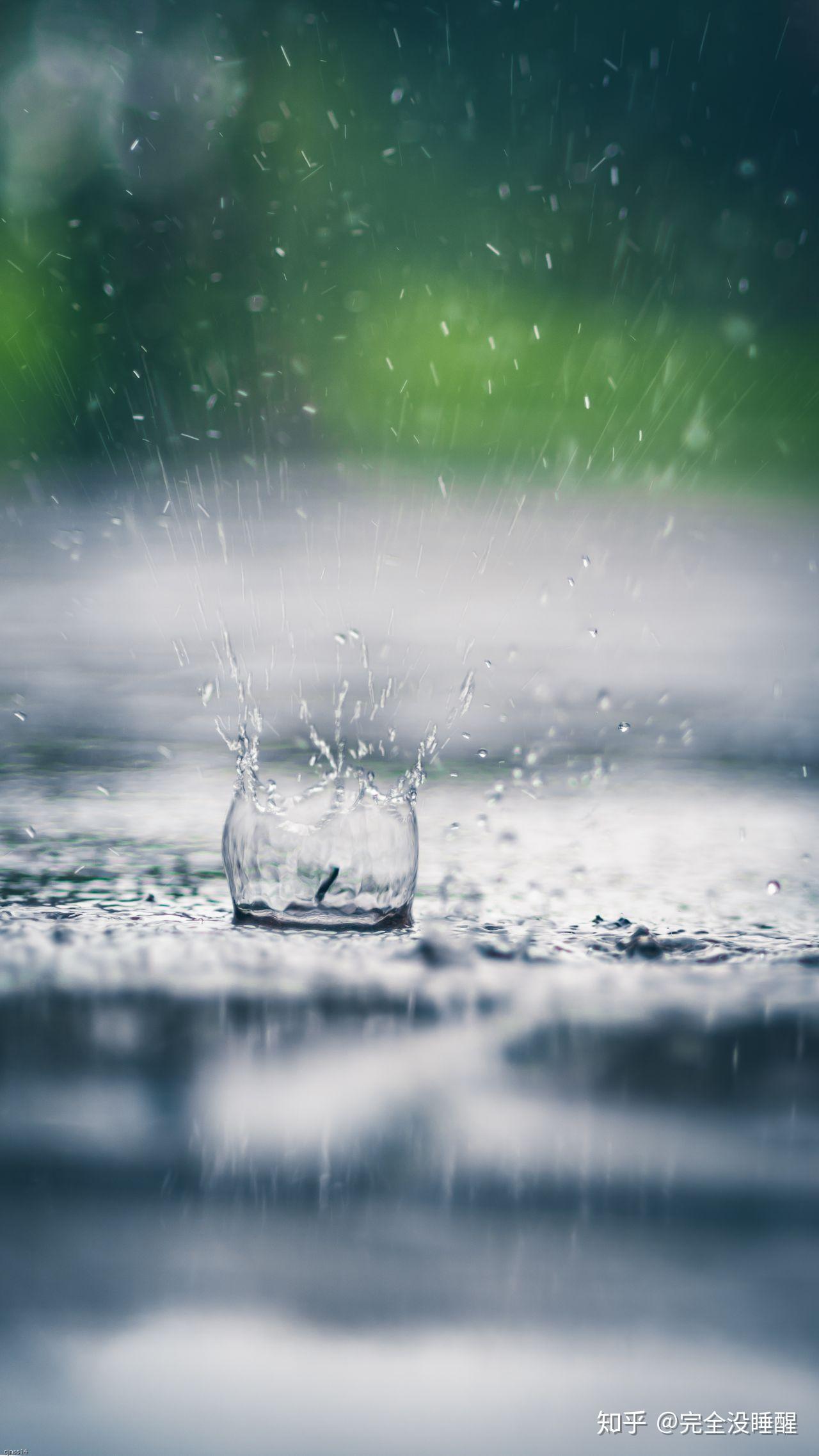 怎么拍到正在下雨的水拍了好几次都不是很明显快门也够
