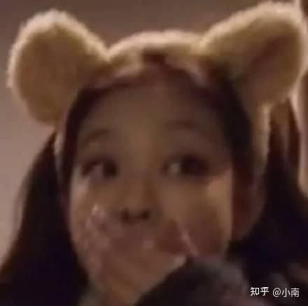 郭碧婷身材圆润疑似有孕,向佐贴心似热恋情侣!同是豪门婚姻奚梦瑶却被骂惨!