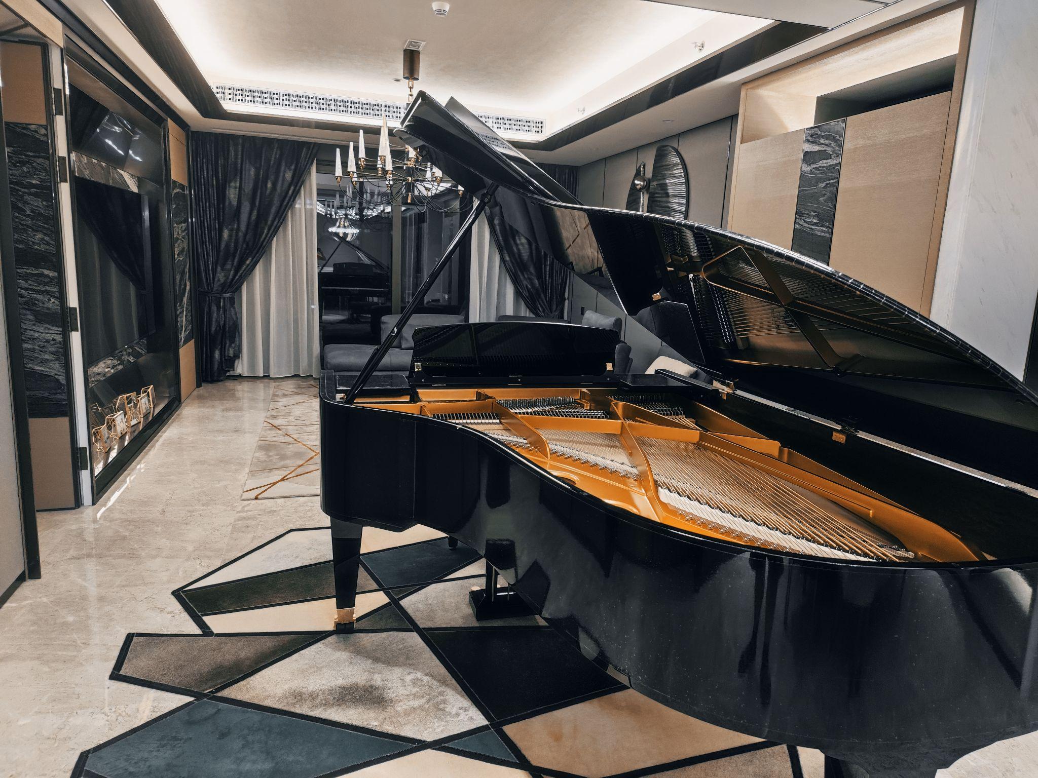 家里有一架三角钢琴是怎样的体验