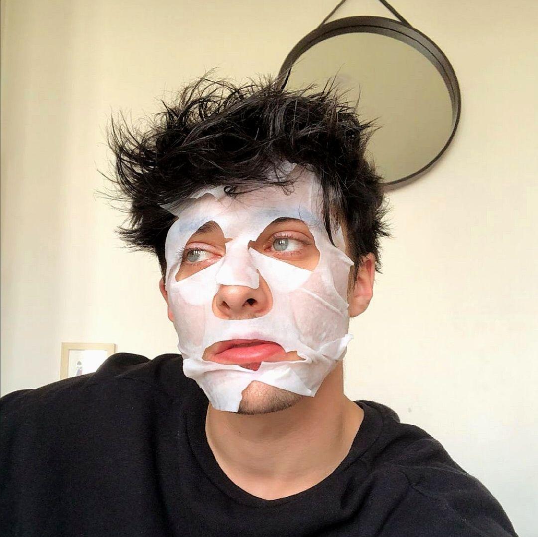 请问有什么可以拿来当微信qq头像的欧美男生头像? - 知乎