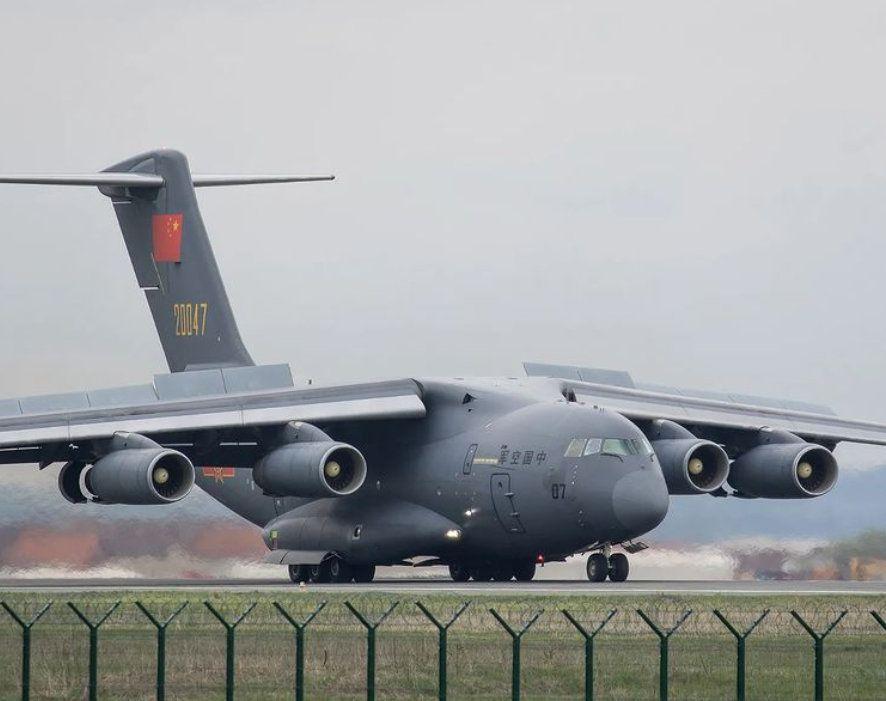 中国6 架运—20运输机向塞尔维亚运送防空导弹,释放了什么信号?