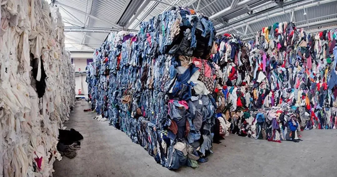 旧衣服垃圾也是一种污染因为