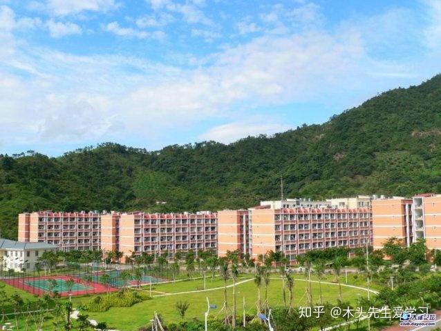 sun yat-sen university【外文名稱】中山大學南方學院位於廣東省廣州