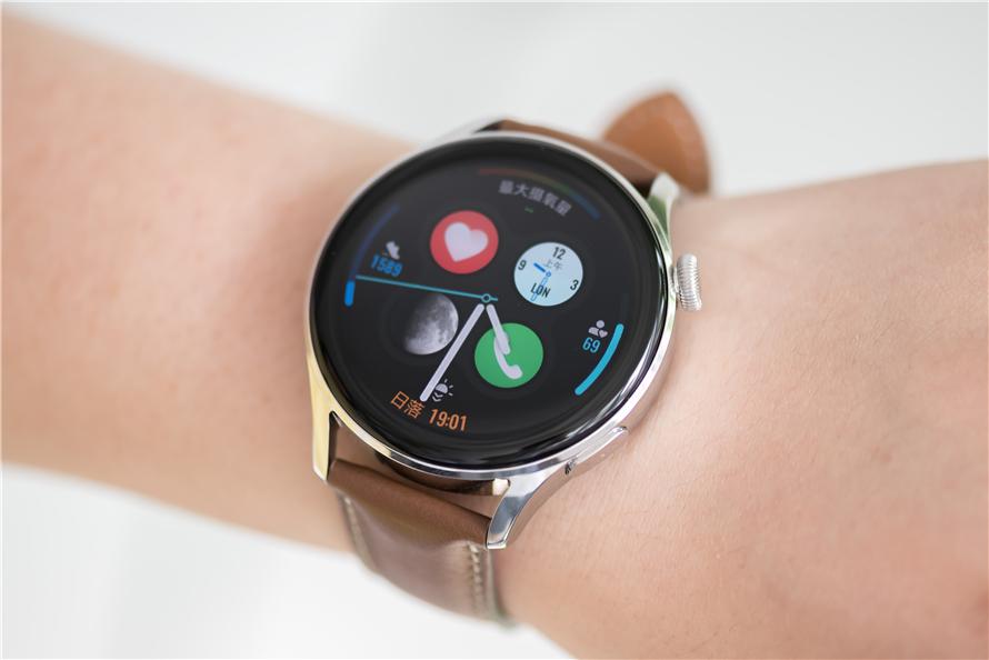 近期华为正式发布了huawei watch 3,这款智能手表搭载harmonyos 2,相