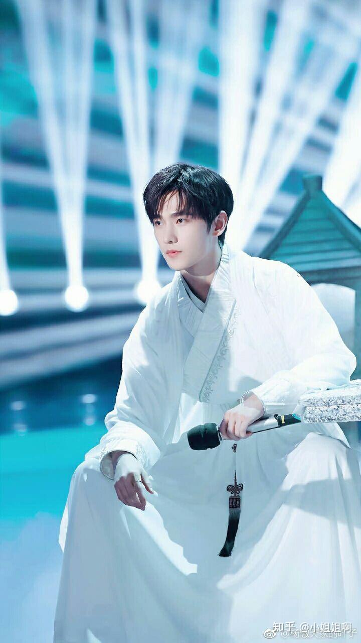 如何评价杨洋、王丽坤、魏大勋等人在《快乐大